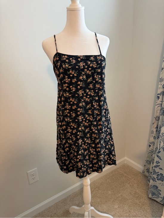 American Eagle Outfitters Dresses & Skirts - American Eagle Outfitters Black Floral Slip Dress